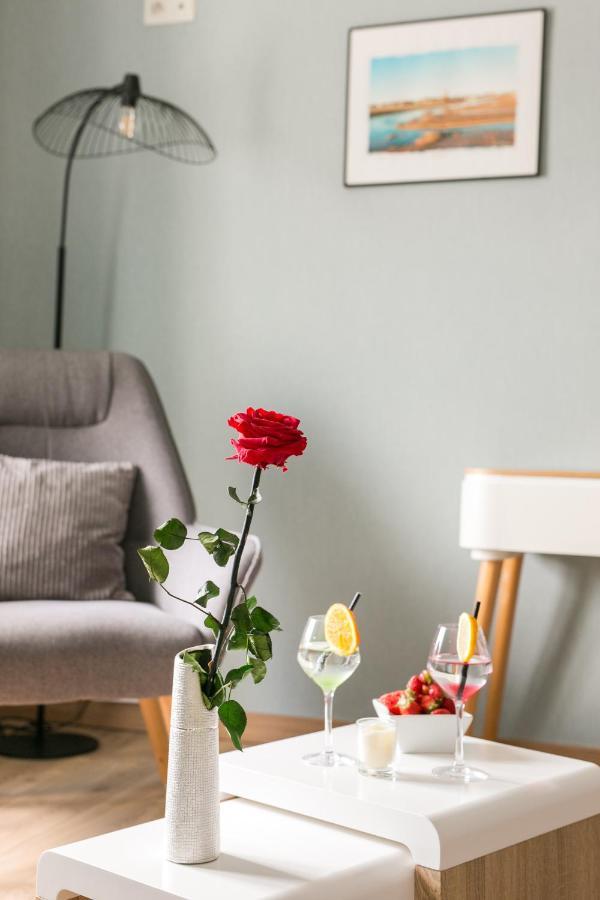 Le Cotentin Appart'Hotels & Restaurant Le Cot' 포르바일 외부 사진
