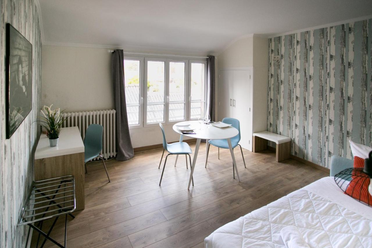 Le Cotentin Appart'Hotels & Restaurant Le Cot' 포르바일 외부 사진