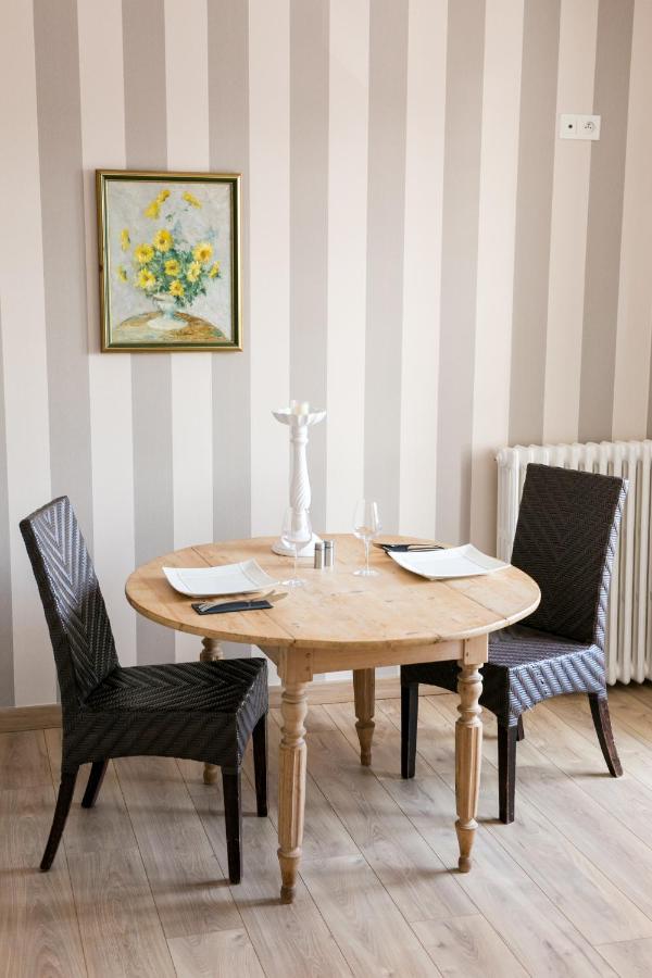Le Cotentin Appart'Hotels & Restaurant Le Cot' 포르바일 외부 사진